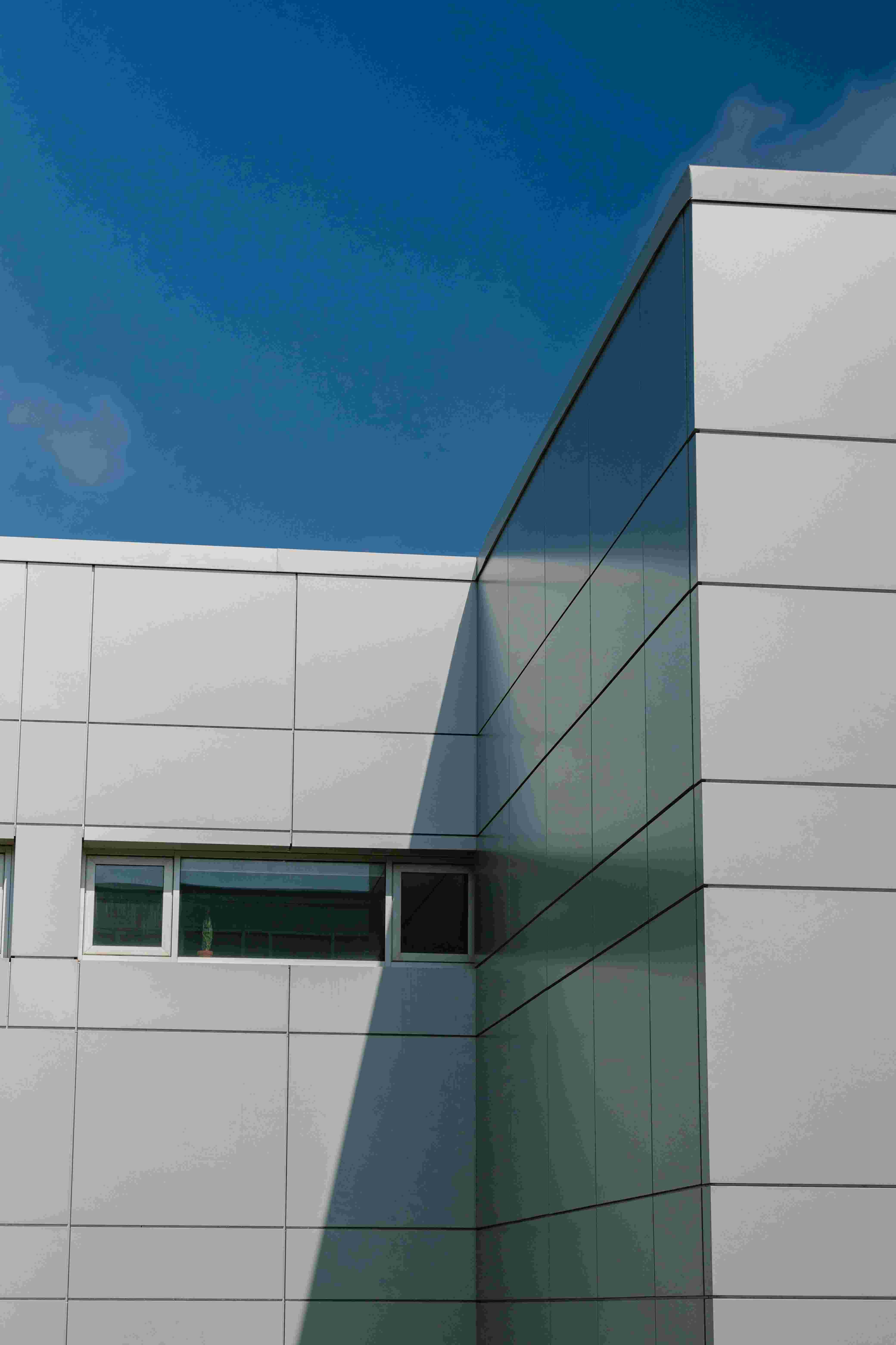 Harga Borongan Pasang ACP (Aluminium Composite Panel) Fasad Ruko di Depok
